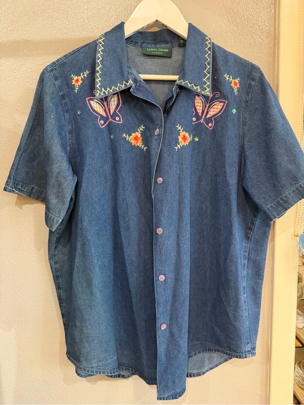 Embroidered Denim Short-Sleeve Shirt - Blue